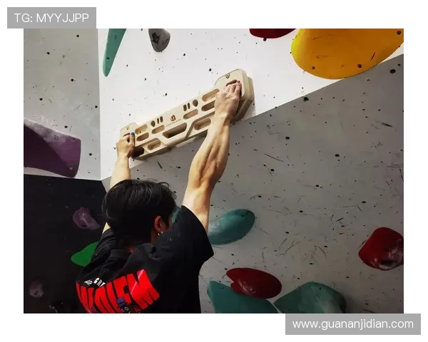 南京攀岩队技术革新引发热议攀岩运动新风潮