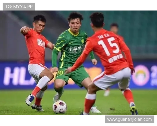 南京足球队在灵活性排行榜中荣登第九名展现出强大实力与潜力 南京足球队在灵活性排行榜中荣登第九名展现出强大实力与潜力