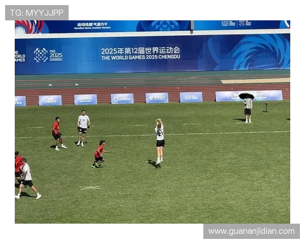 南京飞盘队与广州飞盘队赛后分析个人能力的对比与启示 南京飞盘队与广州飞盘队赛后分析个人能力的对比与启示