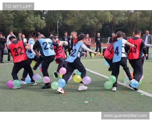 成都羽毛球队团队协作表现的数据分析与提升策略探讨