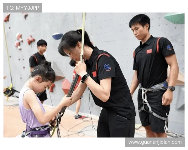 攀登梦想的巅峰上海攀岩队在极限运动会中的奋斗与荣耀 攀登梦想的巅峰上海攀岩队在极限运动会中的奋斗与荣耀