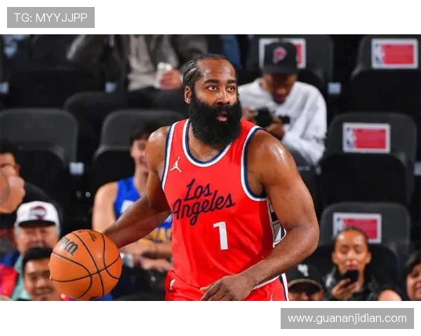 快船与掘金激战8月13日争夺季后赛晋级关键战役 快船与掘金激战8月13日争夺季后赛晋级关键战役