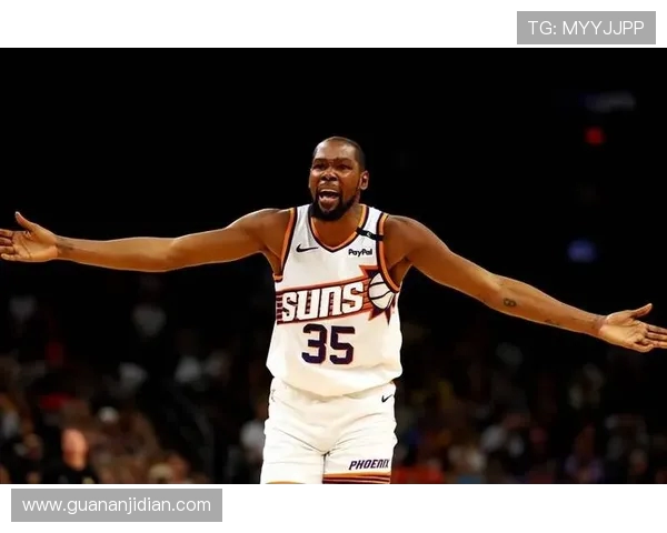 杜兰特与布克的巅峰对决谁能引领球队走向辉煌之路